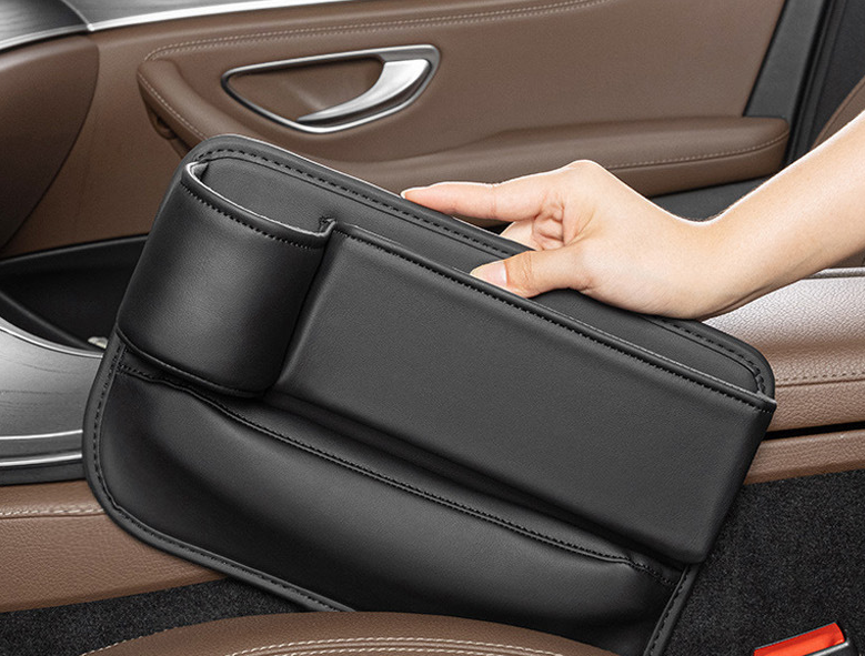 (30% di sconto) Organizer universale per spazi vuoti per seggiolino auto in pelle PU